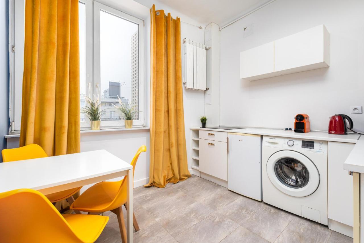 Central Apartament By Your Freedom وارسو المظهر الخارجي الصورة
