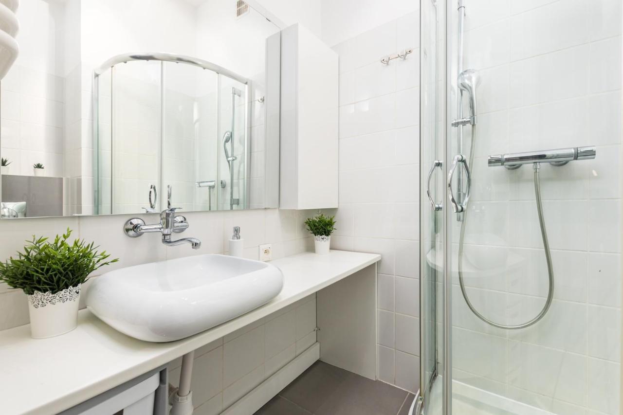 Central Apartament By Your Freedom وارسو المظهر الخارجي الصورة